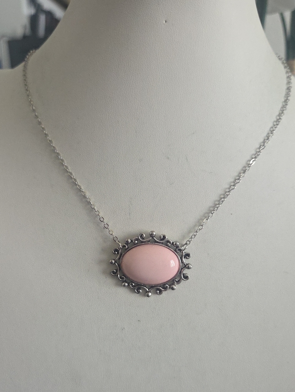 Paparazzi The Royal Opera Pink Necklace NWT